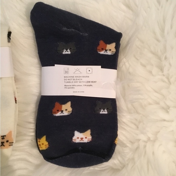 FASHION boutique cat socks 2 pair - Picture 3 of 6